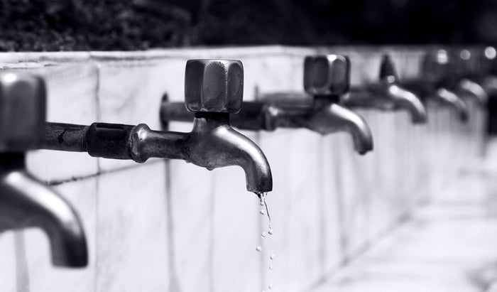 72 Stunden ohne Wasser: Wie überlebt man und was sollte man tun?