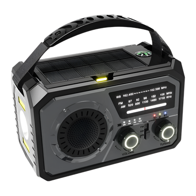 Draagbare weerradio in grijs met 16000mAh batterij, zonnepaneel en LED-zaklamp, perfect voor kamperen en noodsituaties.