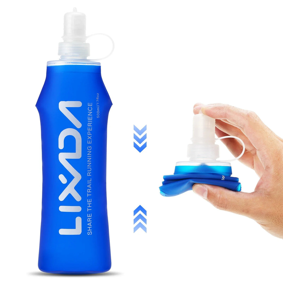 Drinkzak gevuld en leeg ingedrukt in een hand