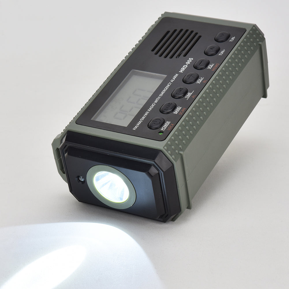 noodradio met zaklamp