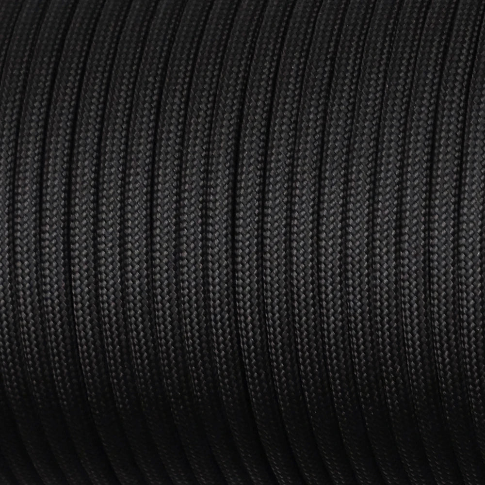 Paracord 550 Typ III in Schwarz in Nahaufnahme